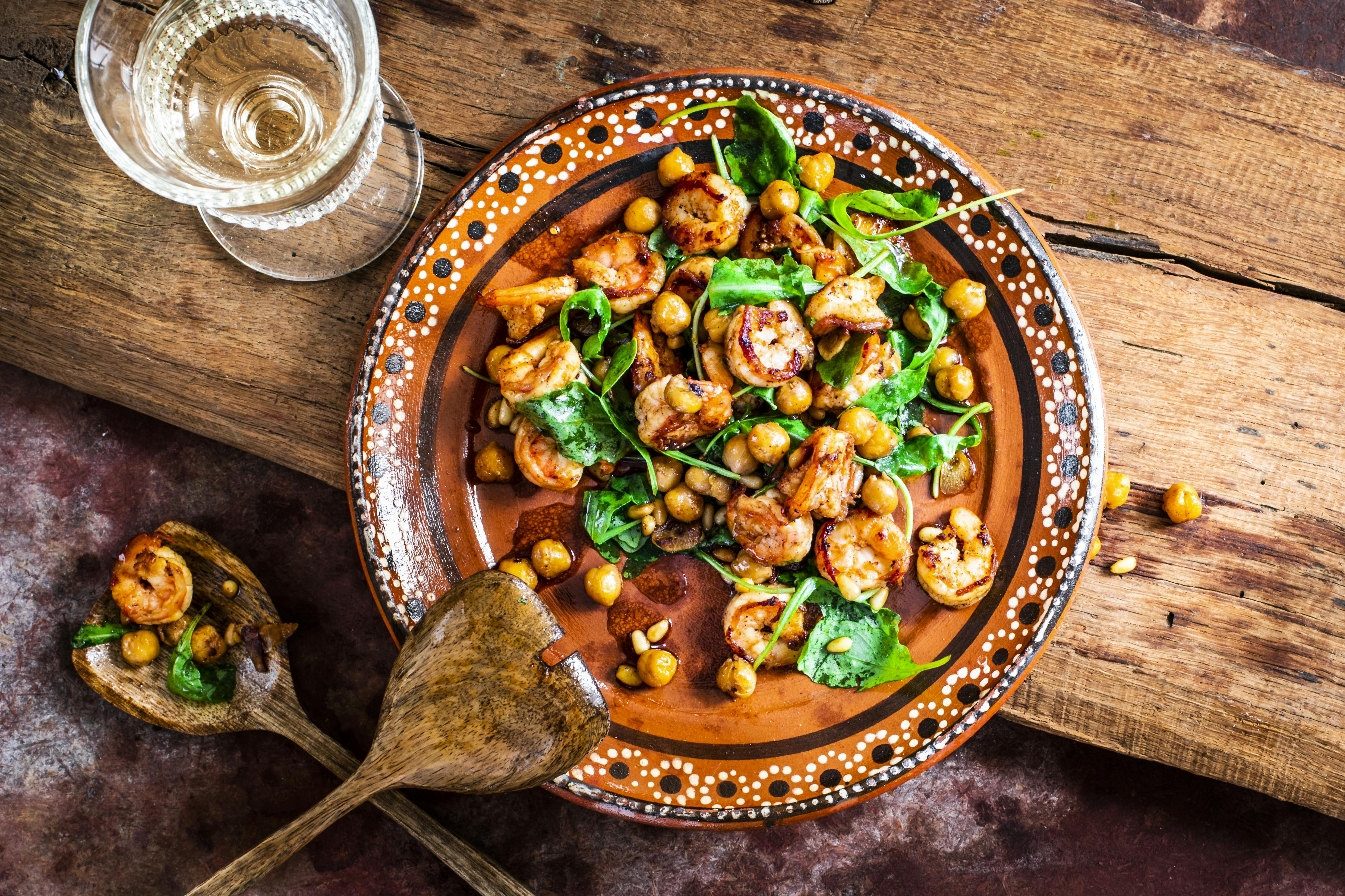 Garnelensalat mit Kichererbsen | Rezept | FOODBOOM