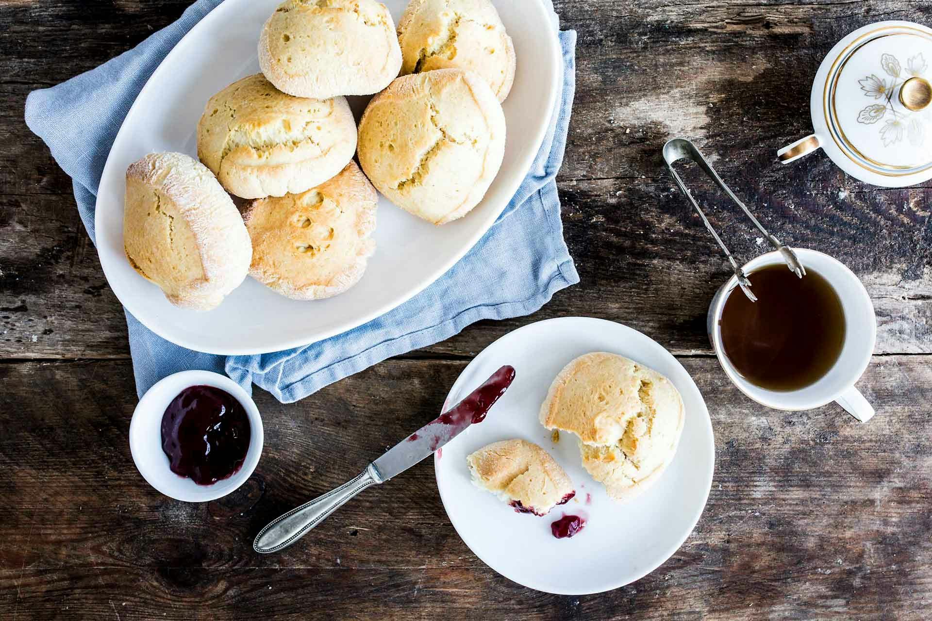 Einfache Scones mit Buttermilch | Rezept | FOODBOOM