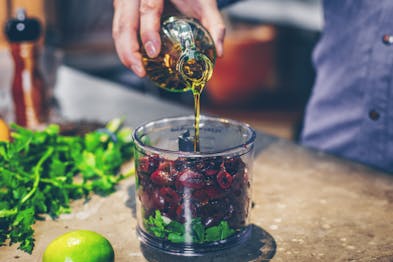 Crostini Mit Oliventapenade Und Tomaten Oliventapenade Mixen
