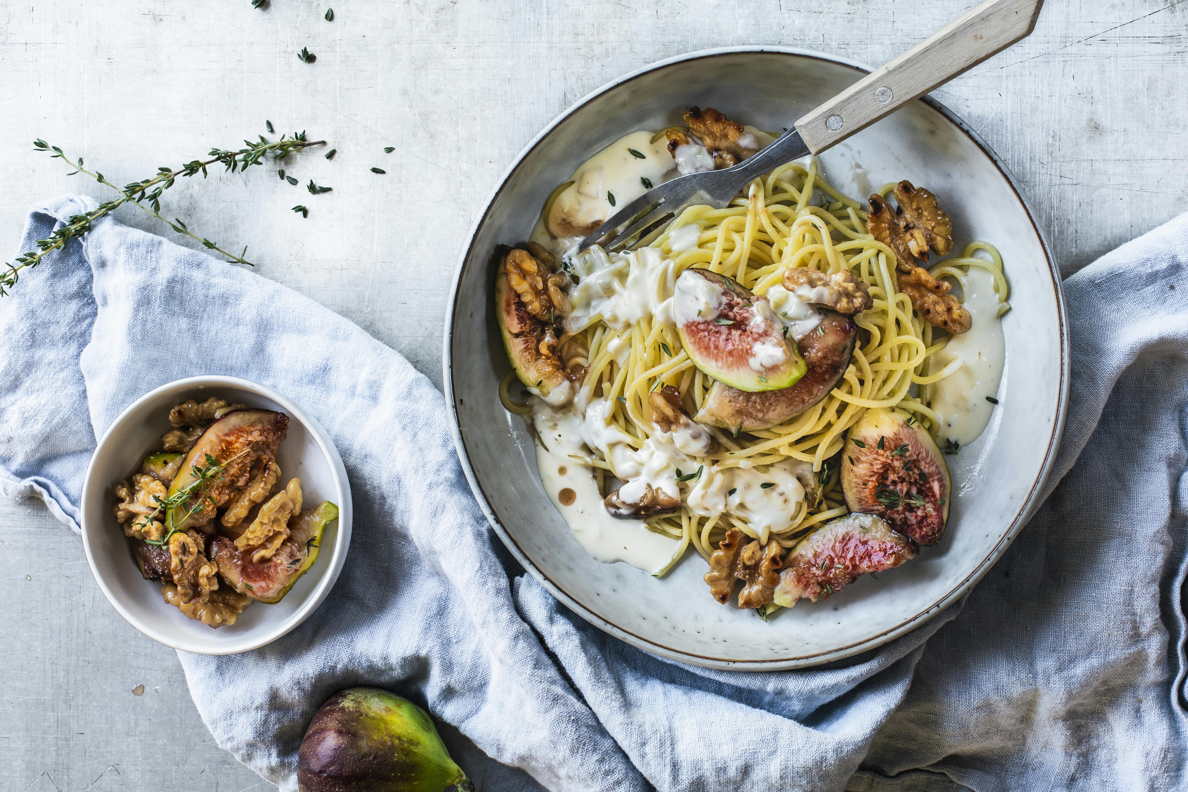 Pasta mit Feigen und Ziegenkäsesauce | Rezept | FOODBOOM