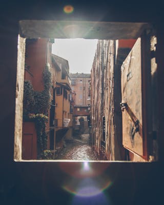 Fenster Am Kanal Bologna
