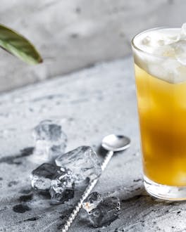 Fruchtiger Solero Cocktail mit Rum