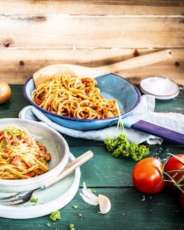 Spaghetti mit Thunfisch und Sardellen