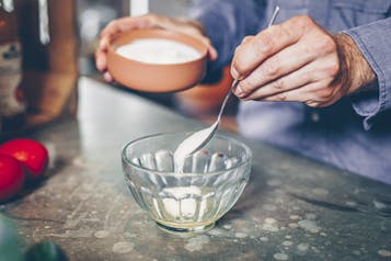 Joghurtdressing Anruehren
