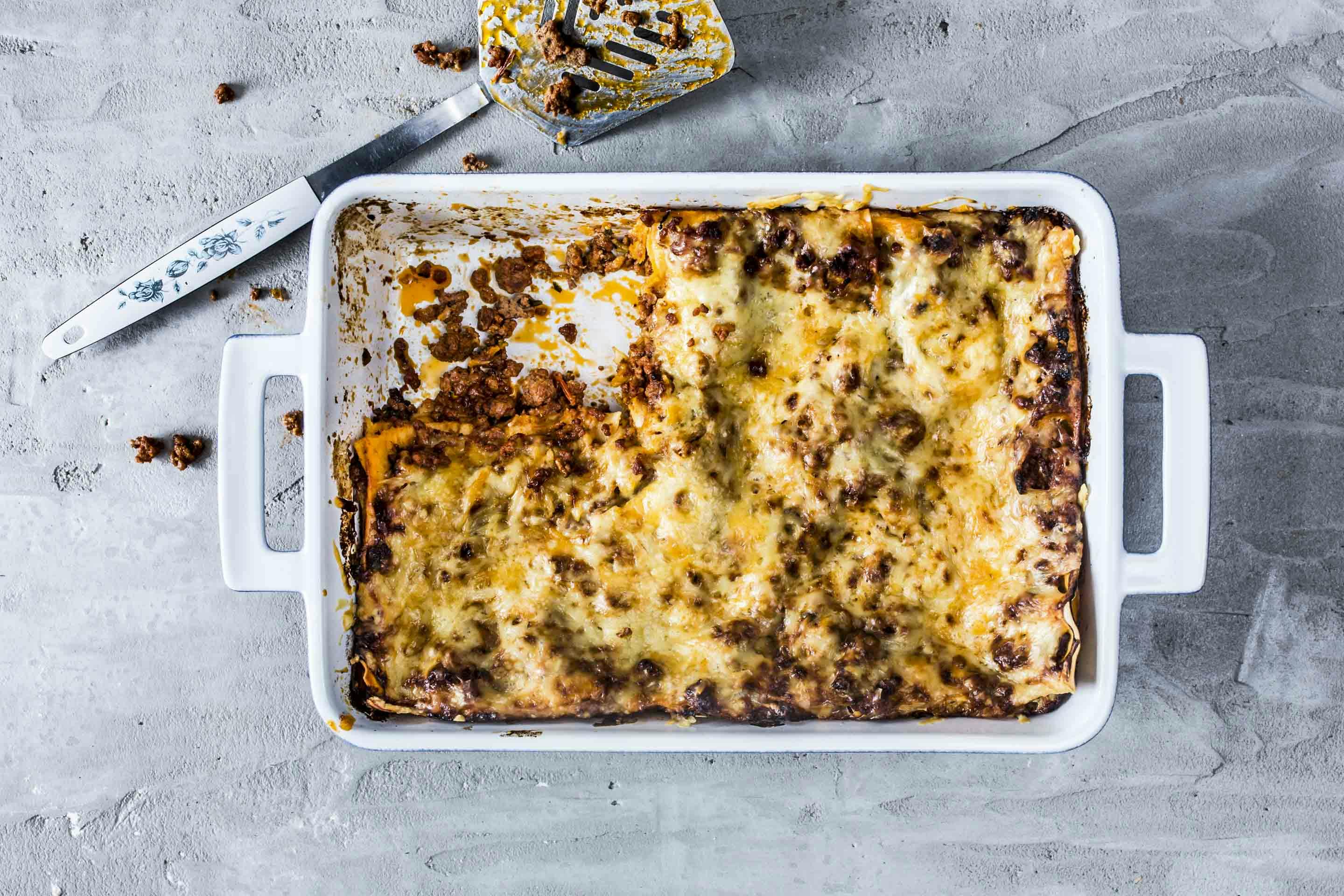 Lasagne mit Crème fraîche und Hackfleisch | Rezept | FOODBOOM