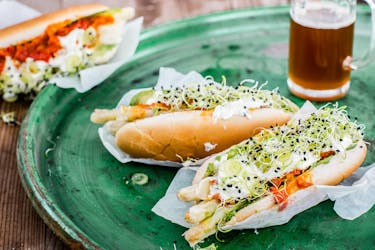 Hot Dog mit Spargel statt Hot-dog-Würstchen