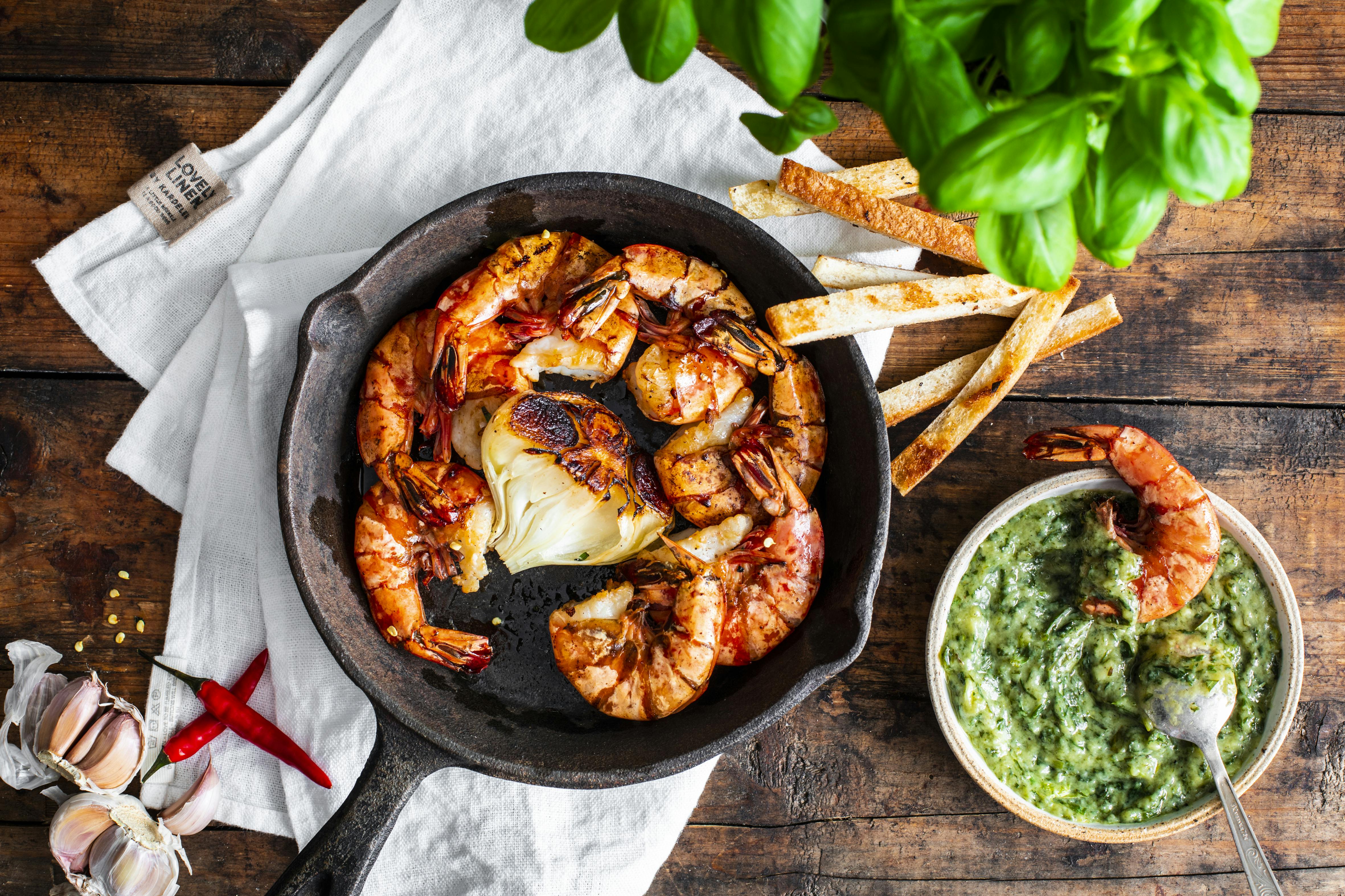 Garnelen mit Estragonsauce | Rezept | FOODBOOM