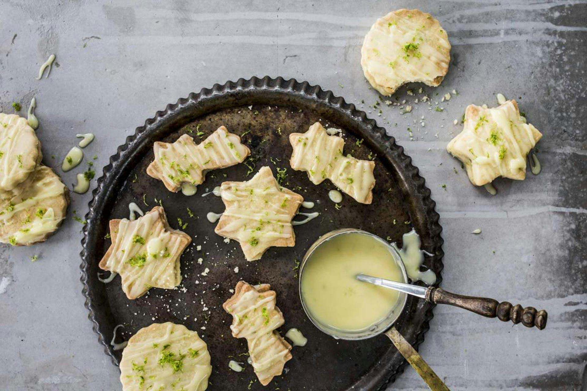 24 Plätzchen-Rezepte für die Weihnachtsbäckerei + Geschenk-Etiketten