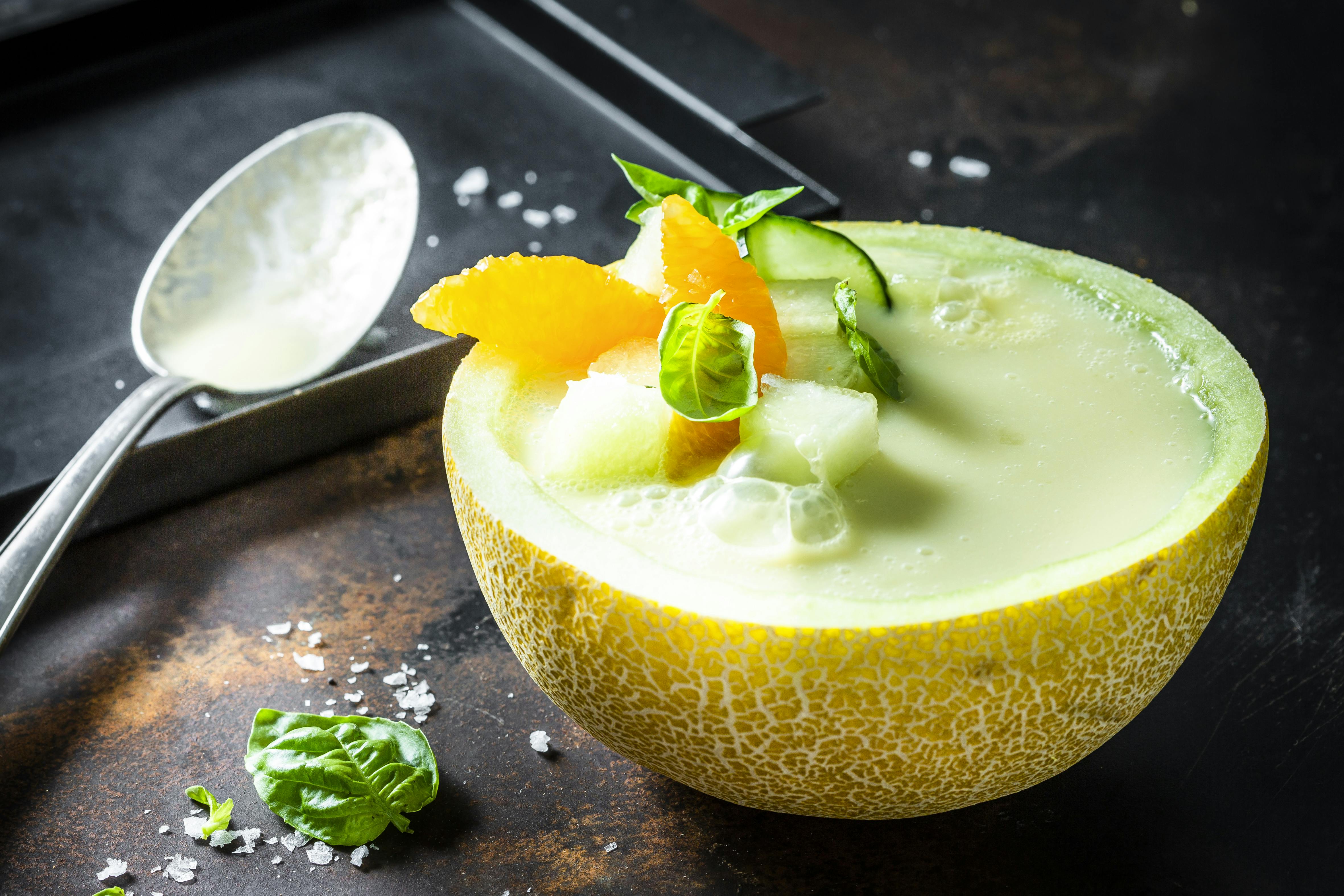 Melonen-Kaltschale mit Joghurt | Rezept | FOODBOOM