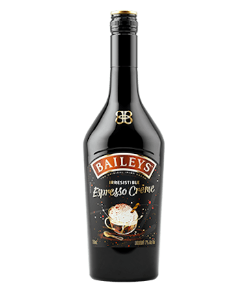 Baileys Espresso Crème Flasche von vorne fotografiert, freigestellt.